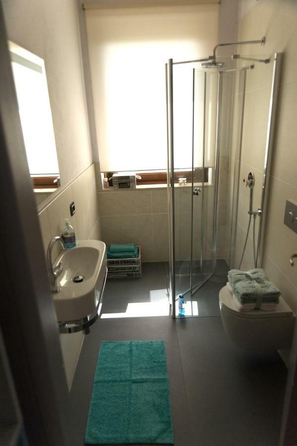 Bouganville Room Castelnuovo del Garda Exteriör bild