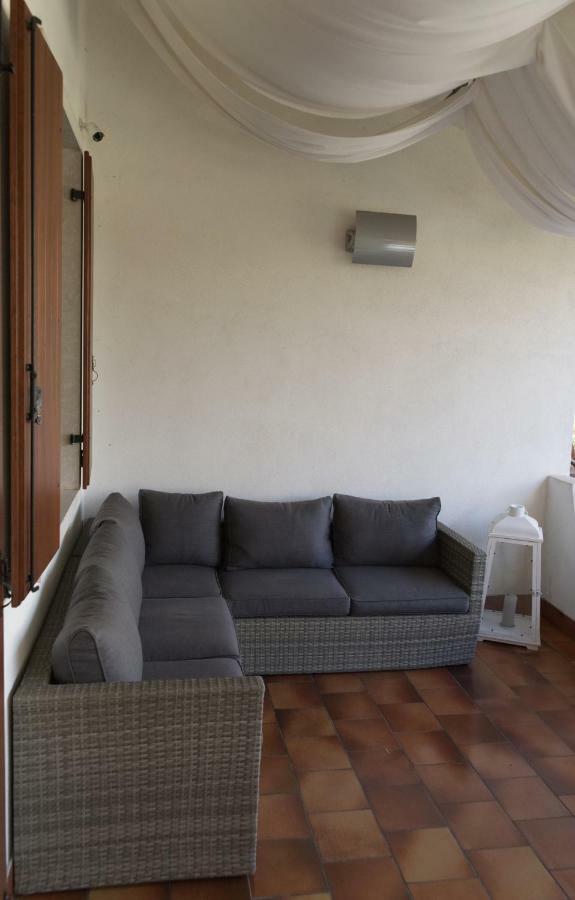 Bouganville Room Castelnuovo del Garda Exteriör bild